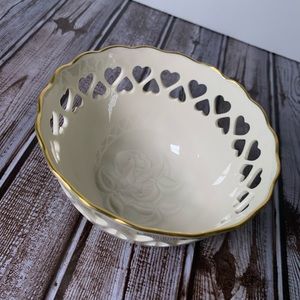 LENOX China Bowl with hearts and rose detail